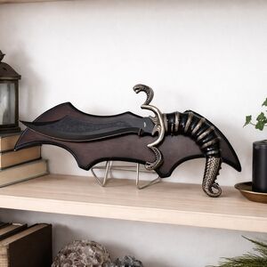 🗡️ Fantasy Serpent Dagger Display | Gothic Medieval Shelf Décor |